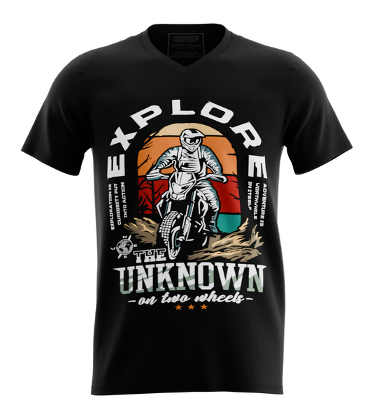 89stars | Мъжка V-neck тениска ’Explore’ – Прескочи границите! - Черно / S / Лице - Мъжки v-neck